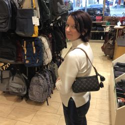 JOOP! Damen Kurzgriff Handtasche Cortina 1.0 Eunike Shoulderbag XSHZ Nightblue Damen Leder Neuheiten