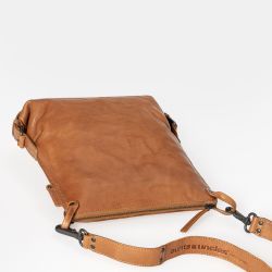 Aunts & Uncles Damen Umhängetasche Grandma`s Luxury Club Mrs. Raisin Cookie Caramel